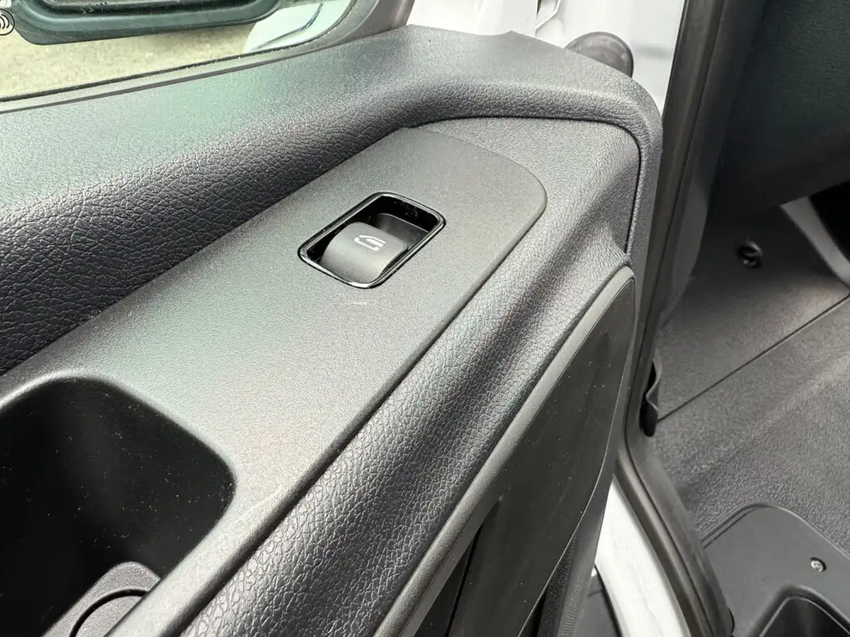 2021-mercedes-benz-sprinter-20cdi-315-l1h1-progressive-150pseu6dt-panel-rwd-eco-gear-360-big-28