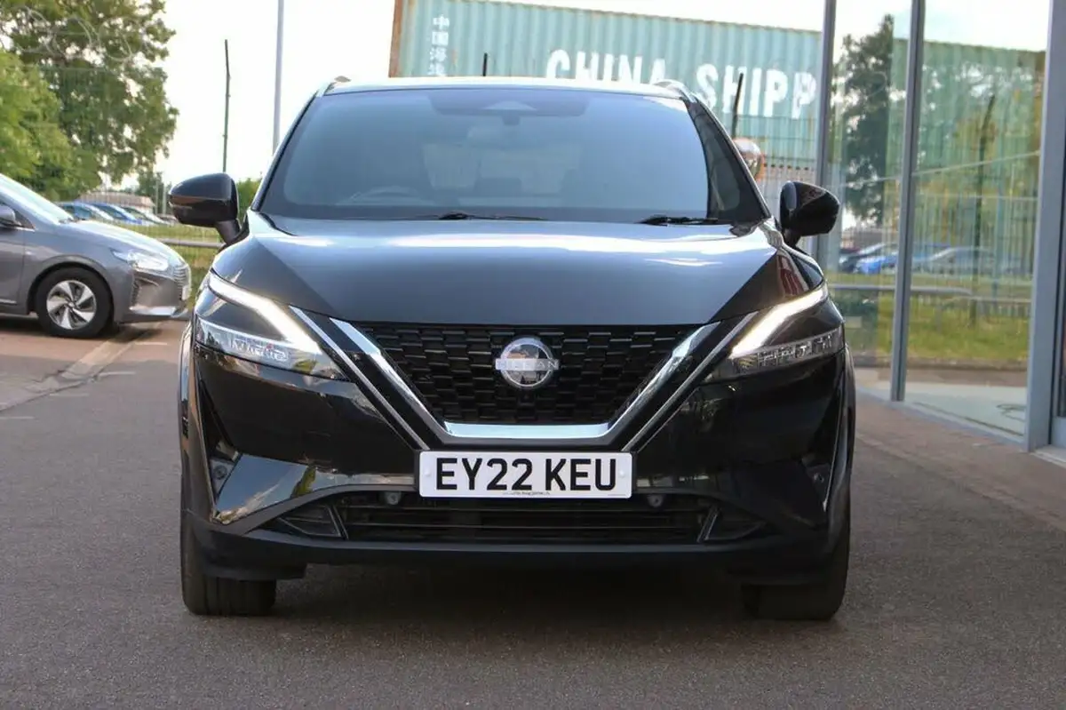 2022-nissan-qashqai-13-dig-t-tekna-158ps-xtronic-big-9