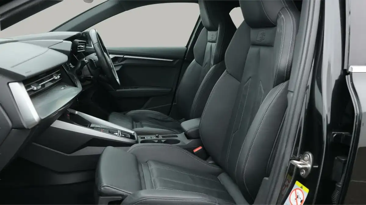 2021-audi-a3-15-35-tfsi-s-line-sportback-5d-tronic-big-14