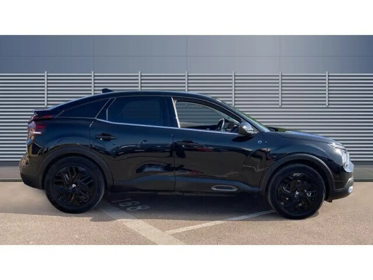2024-citroen-c4-e-e-series-156ps-54kwh-big-4