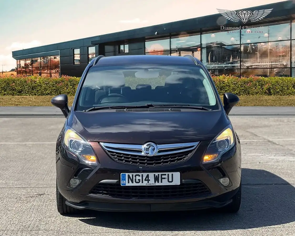 2014-vauxhall-zafira-tourer-20td-exclusiv-130ps-big-1
