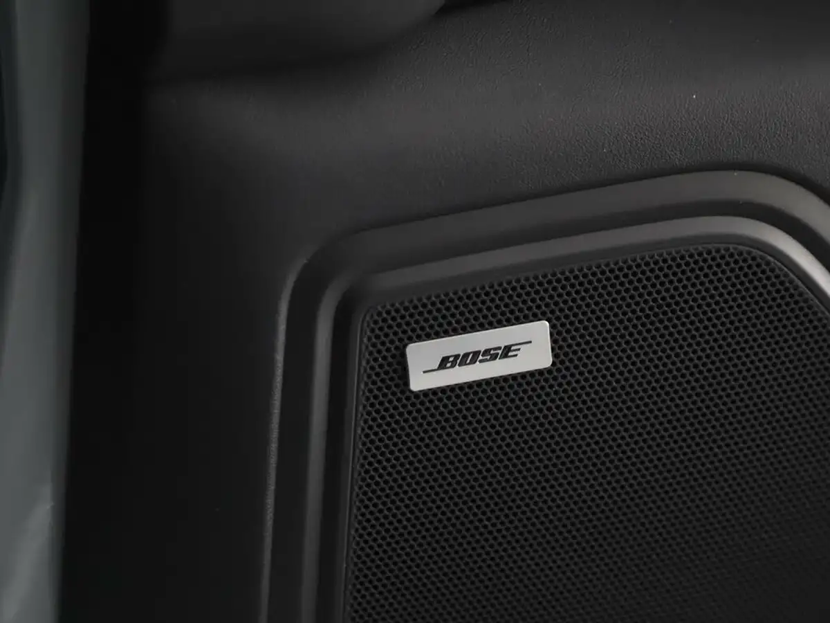 2022-porsche-macan-29-v6-s-big-22