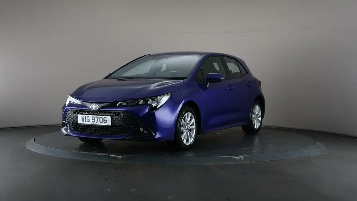 2023-toyota-corolla-18-vvt-i-icon-138bhp-hatchback-5d-big-45