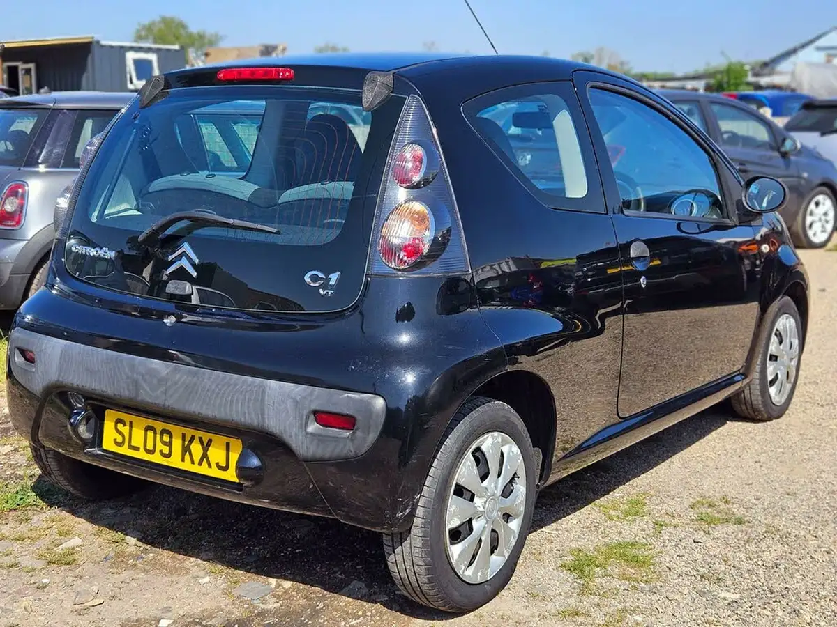 2009-citroen-c1-10-vt-3d-big-2