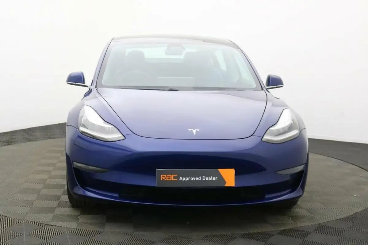 2019-tesla-model-3-e-4x4-performance-pack-big-9