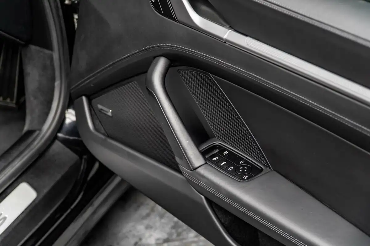 2022-porsche-911-30-carrera-s-cabriolet-pdk-big-32