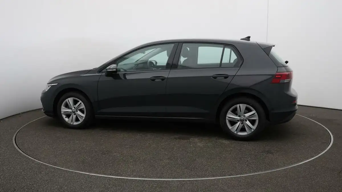 2022-volkswagen-golf-15-tsi-life-150ps-hatchback-big-57
