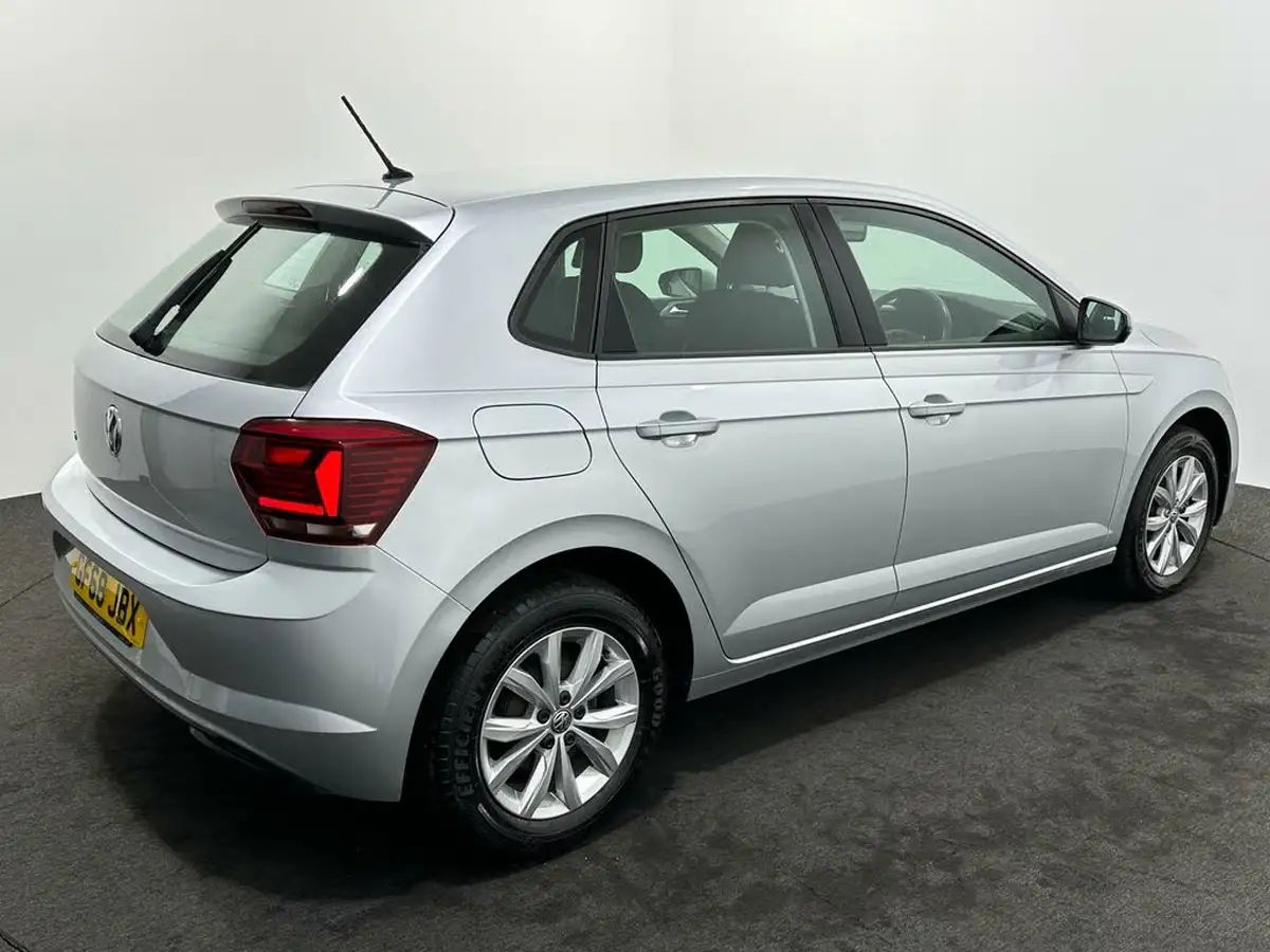 2018-volkswagen-polo-10-tsi-se-big-46