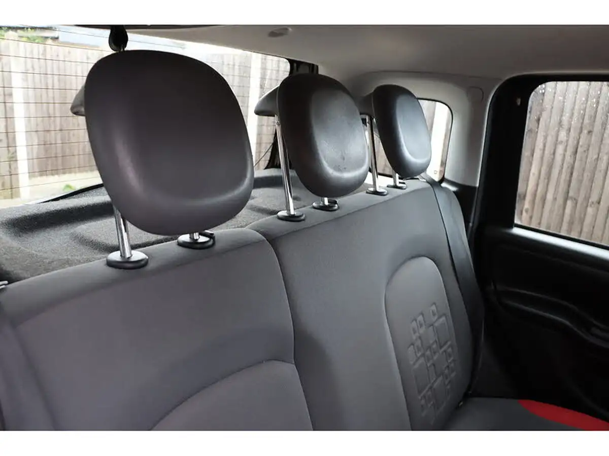 2015-fiat-panda-12-easy-big-22