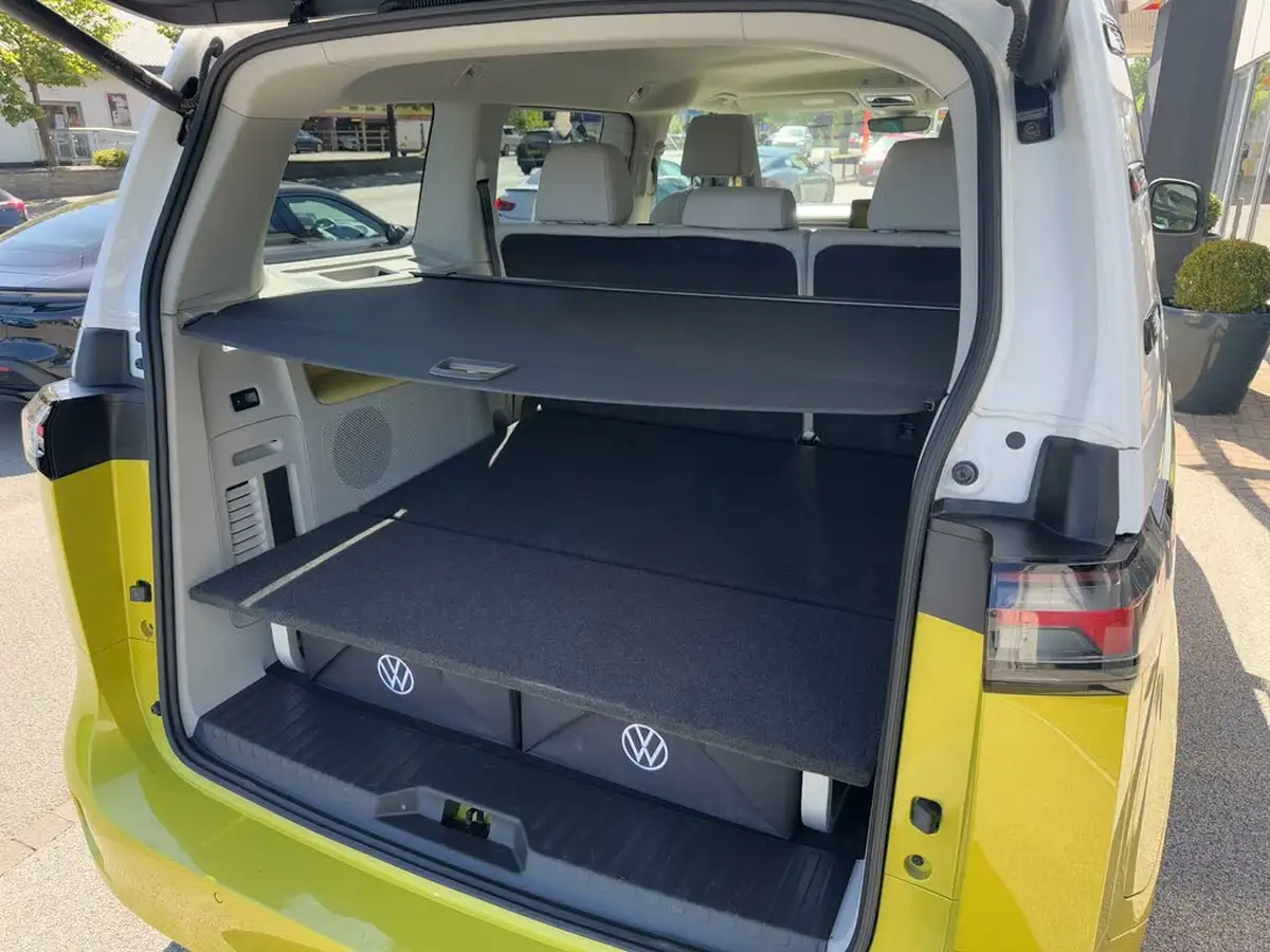 2023-volkswagen-idbuzz-e-style-standard-big-67