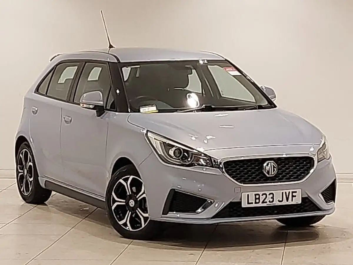 2023-mg-mg3-15-vti-tech-exclusive-nav-big-0