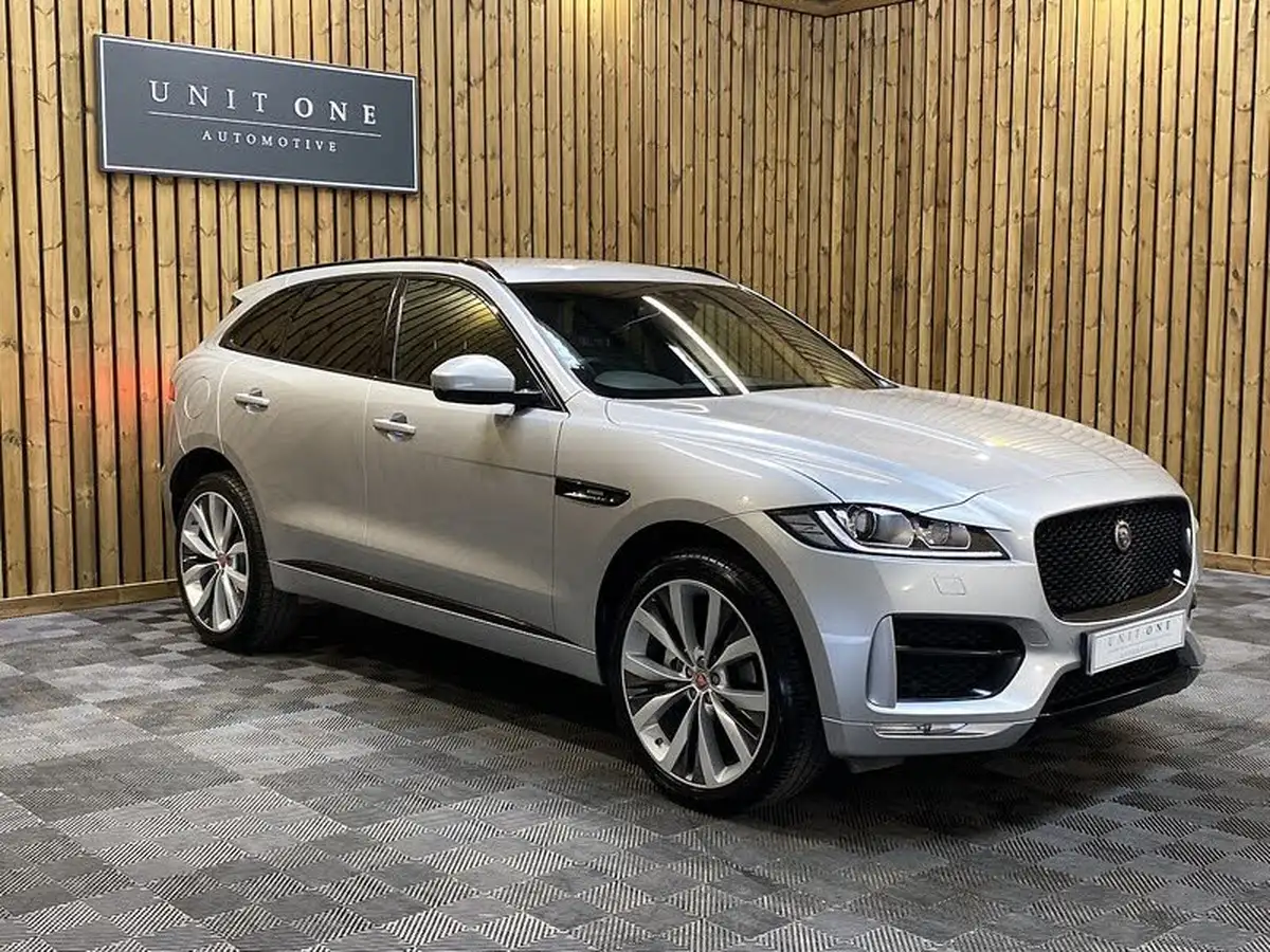 2018-jaguar-f-pace-20-i4d-r-sport-180ps-awd-auto-big-14