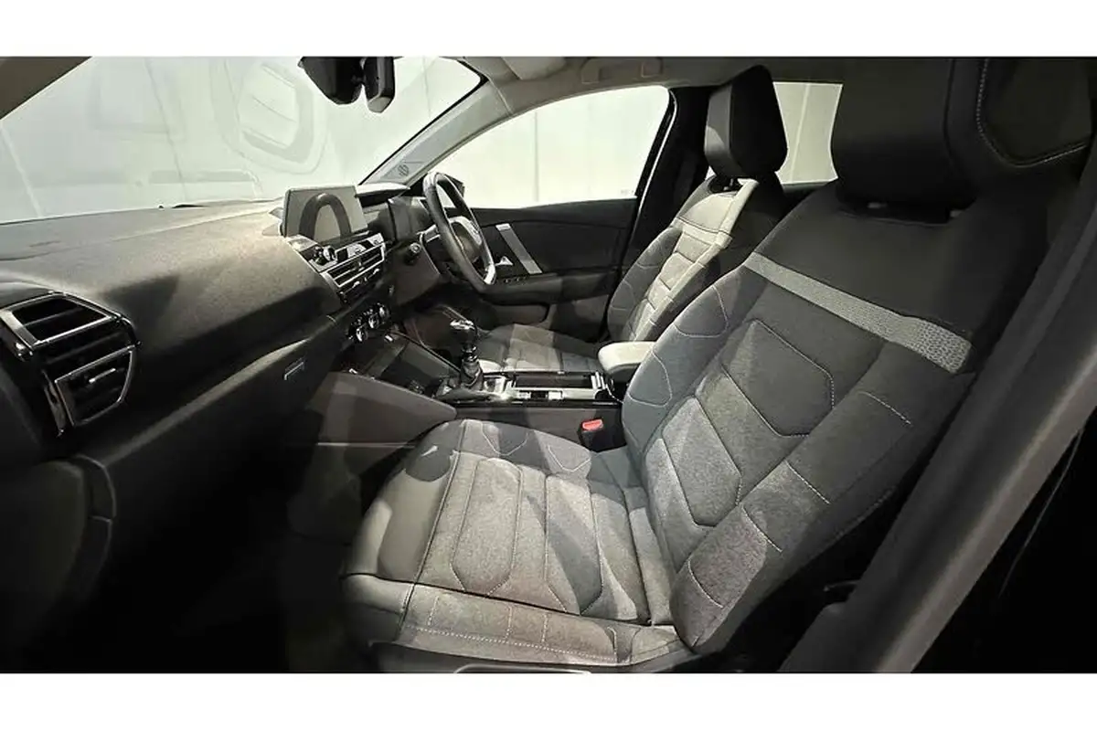 2022-citroen-c4-12-puretech-c-series-edition-big-19