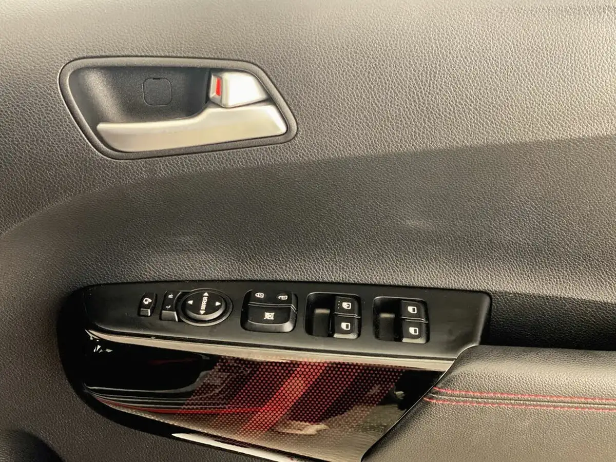 2022-kia-picanto-10-t-gdi-gt-line-s-big-12