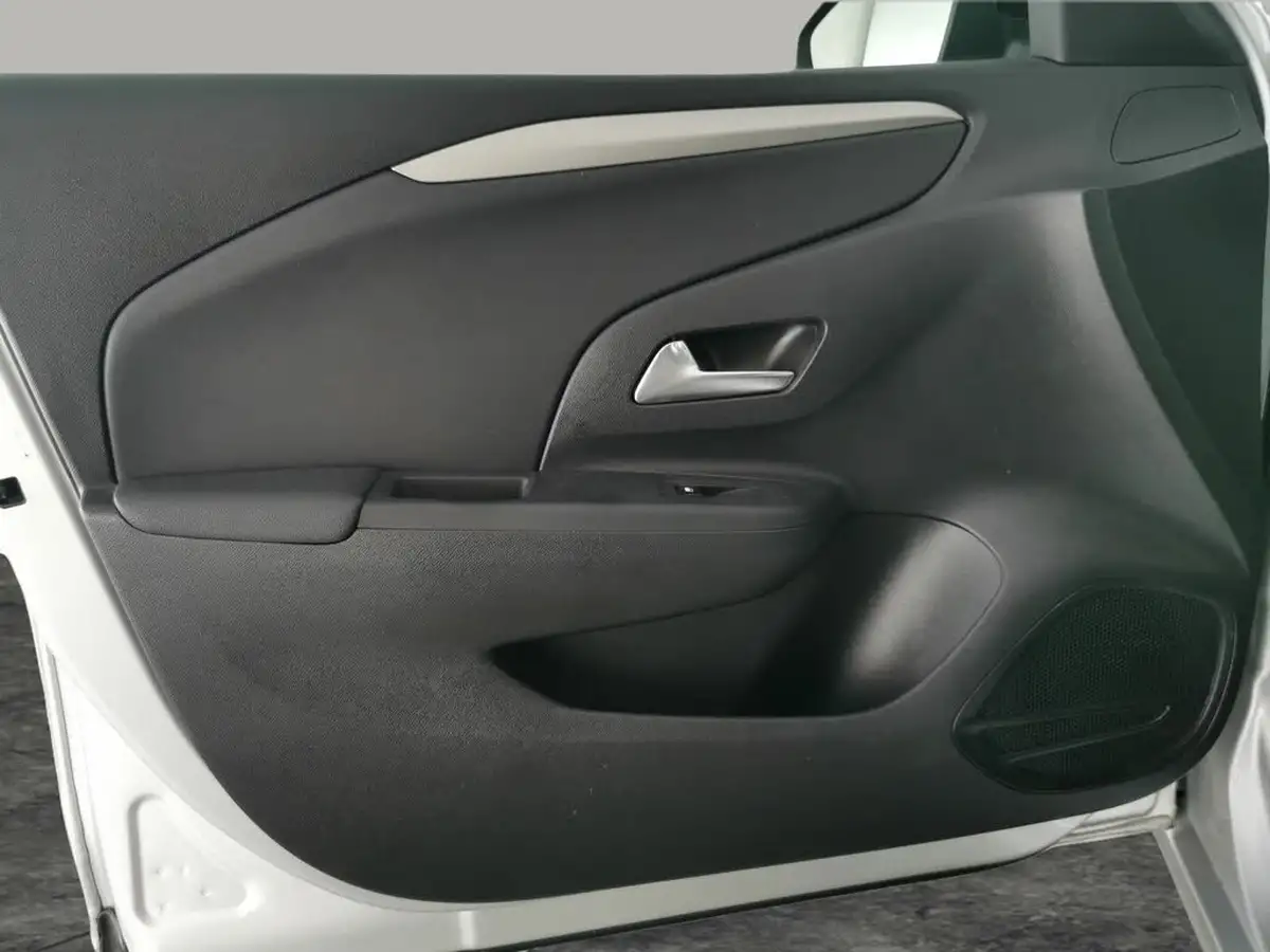 2023-vauxhall-corsa-12i-design-big-31
