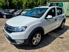 2015-dacia-sandero-stepway-15d-laureate-small-2