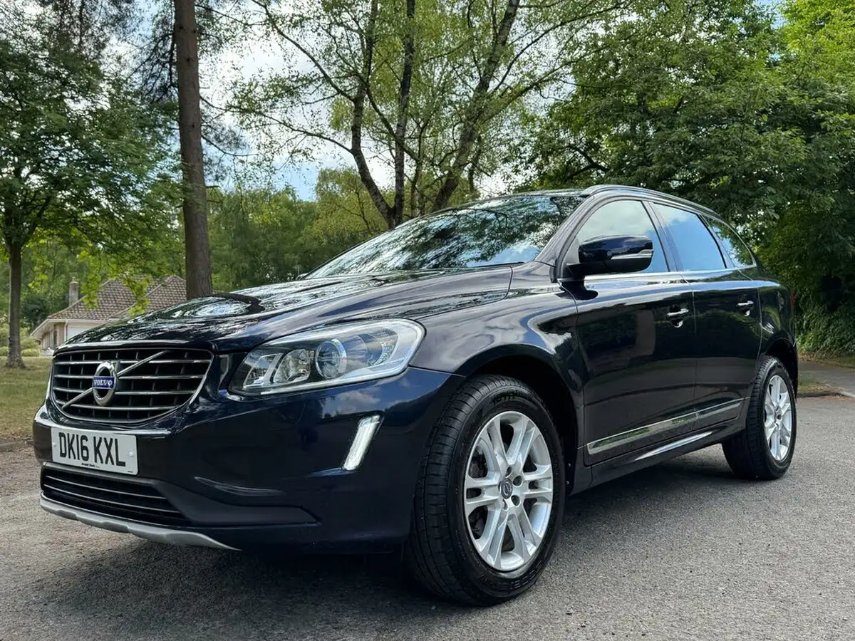 2016-volvo-xc60-24td-d4-se-lux-geartronic-big-60