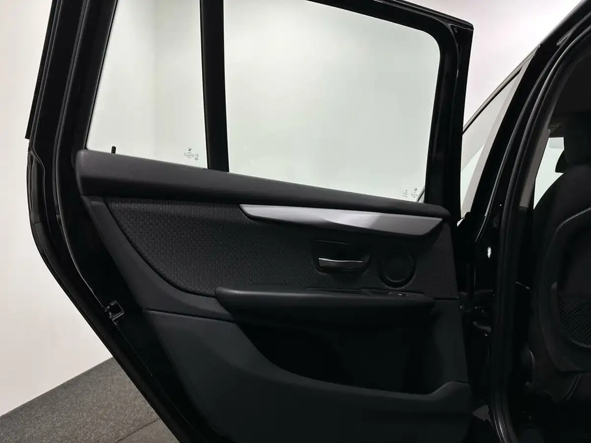 2020-bmw-2-series-15td-216d-se-gran-big-40