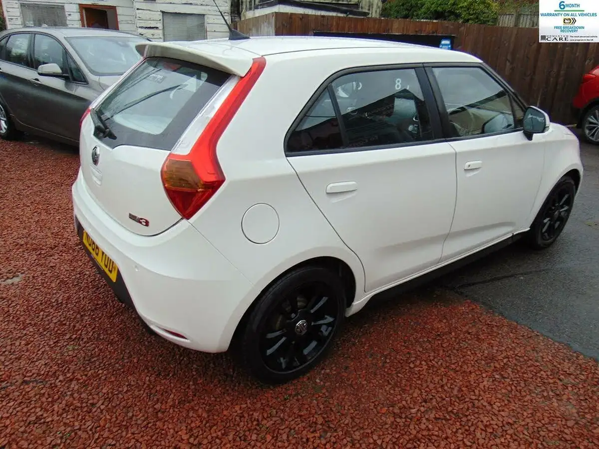2016-mg-mg3-15-vti-tech-3style-ss-big-10