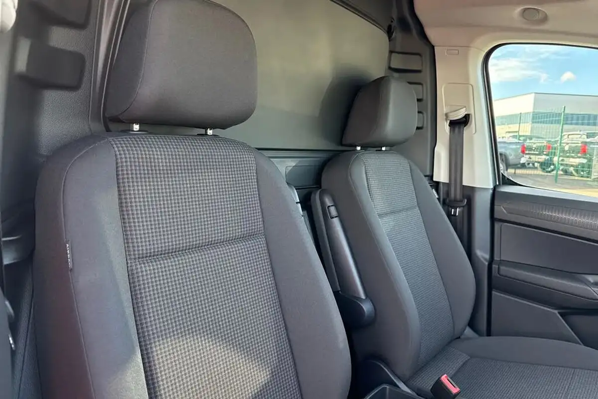 2024-volkswagen-caddy-20tdi-c20-cargo-commerce-pro-122pseu6d-dsg-big-23