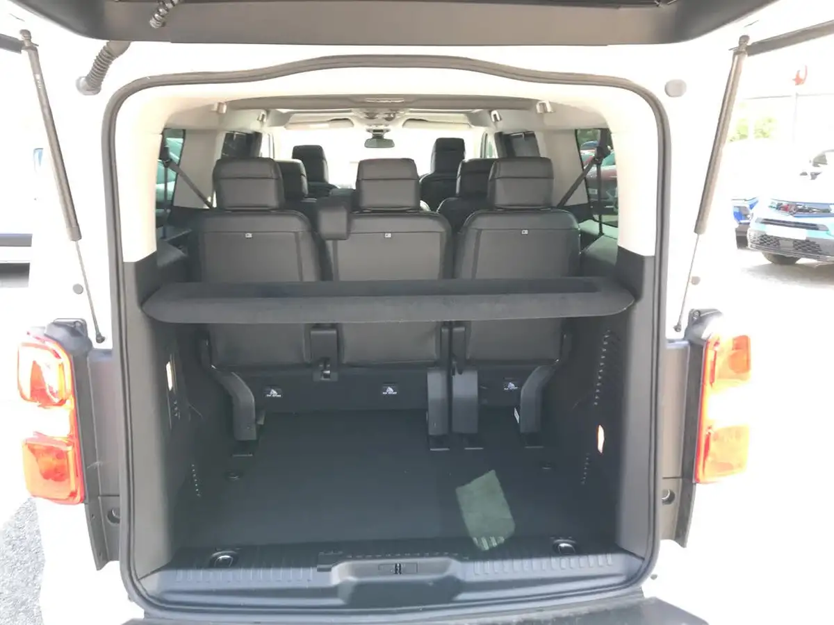 2023-vauxhall-vivaro-life-e-ultimate-l-big-7