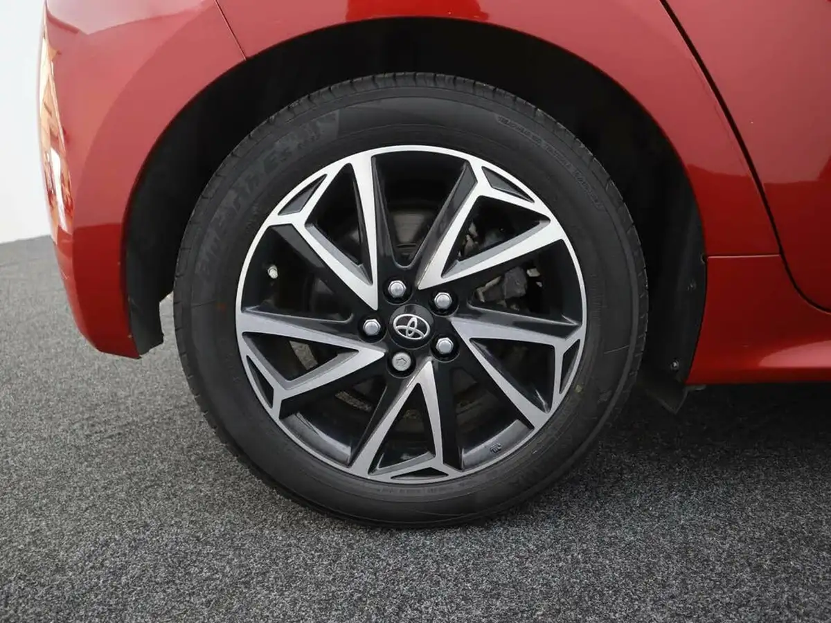 2022-toyota-yaris-15-vvt-i-design-big-6