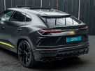 2022-lamborghini-urus-40-no-trim-small-21