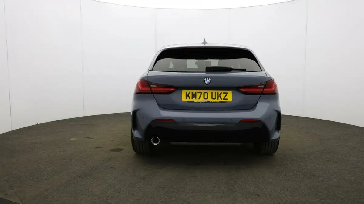 2020-bmw-1-series-big-60