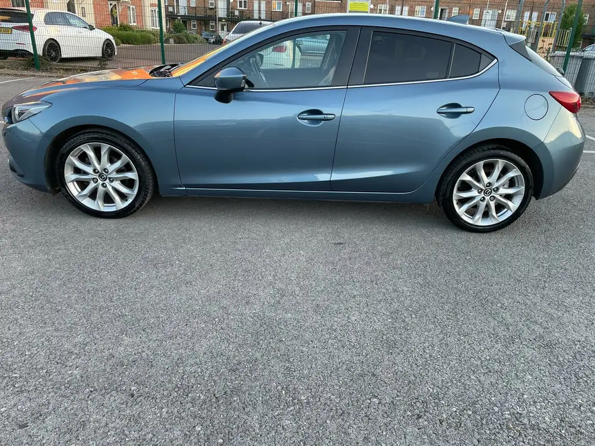 2014-mazda-mazda3-20-sport-nav-120ps-hatchback-5d-big-6
