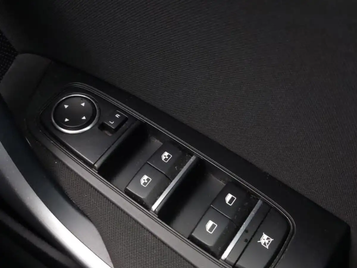 2019-kia-ceed-10-t-gdi-2-eco-hatchback-big-13
