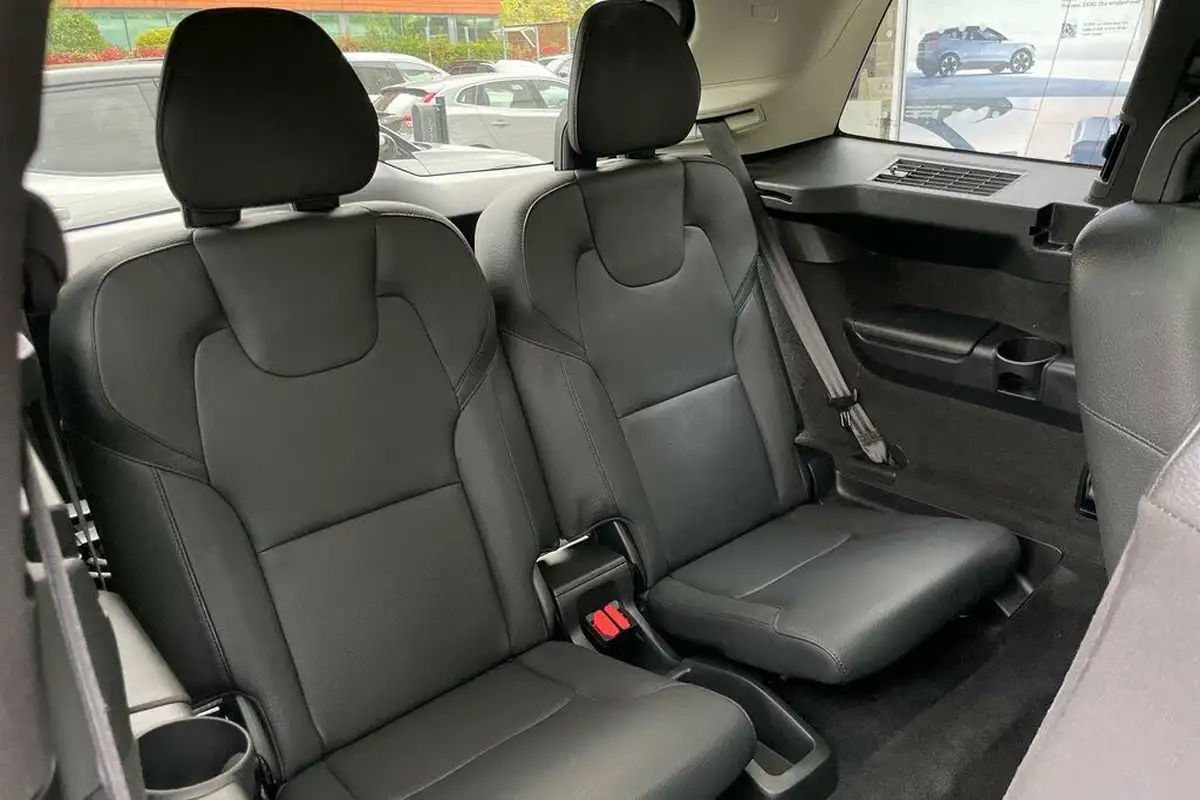 2023-volvo-xc90-20-t8-plus-big-6