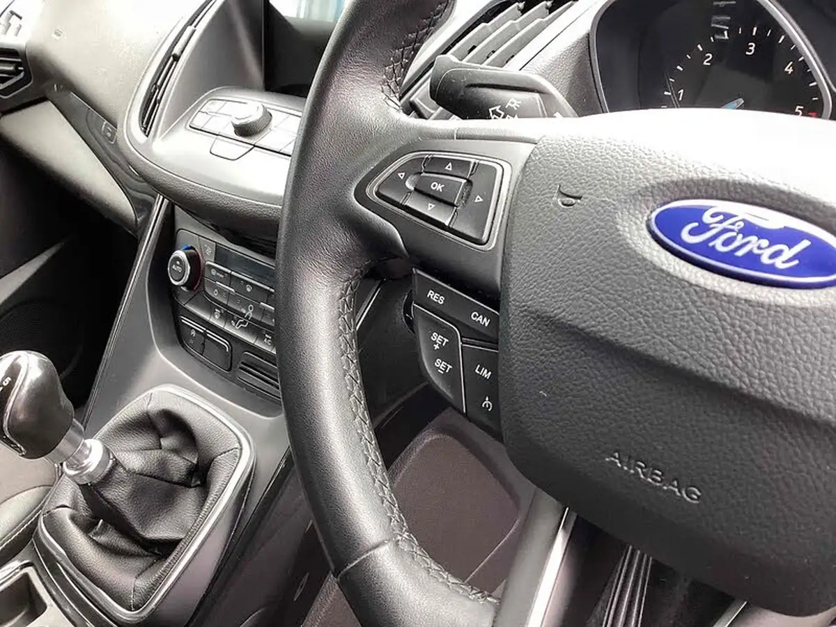 2019-ford-kuga-15tdci-titanium-edition-ss-big-18