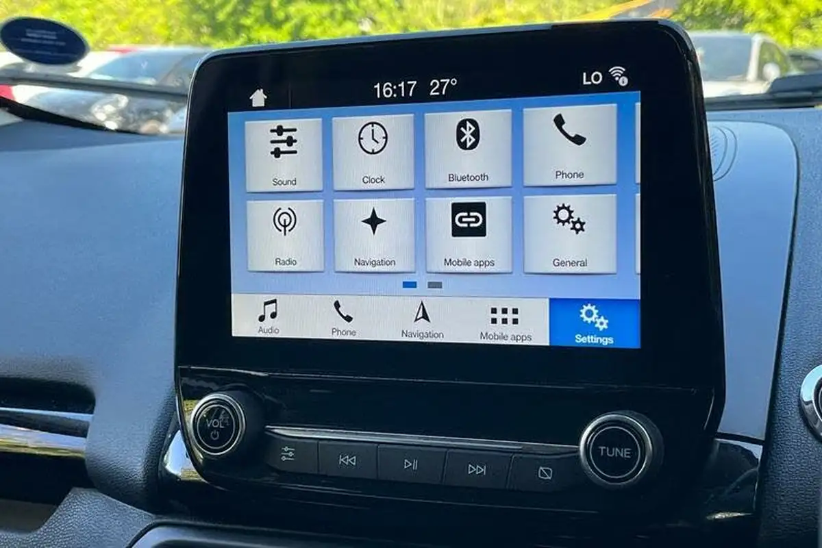 2018-ford-ecosport-10t-titanium-125ps-ss-big-25