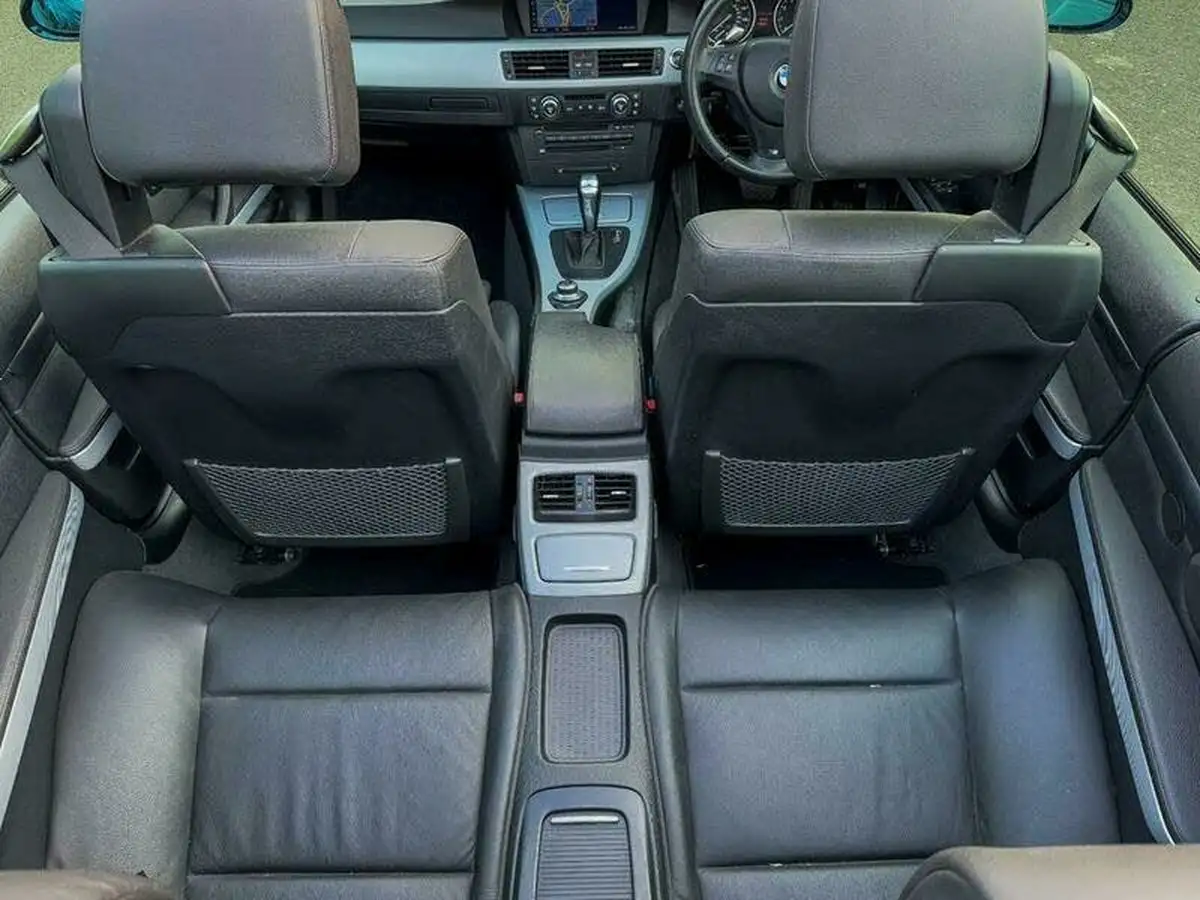 2009-bmw-3-series-30-330i-m-sport-convertible-2d-auto-big-25