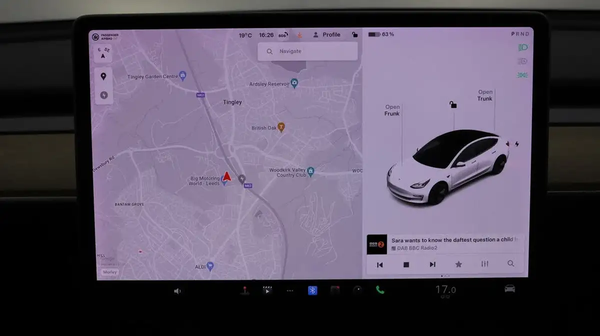 2020-tesla-model-3-e-standard-plus-big-10