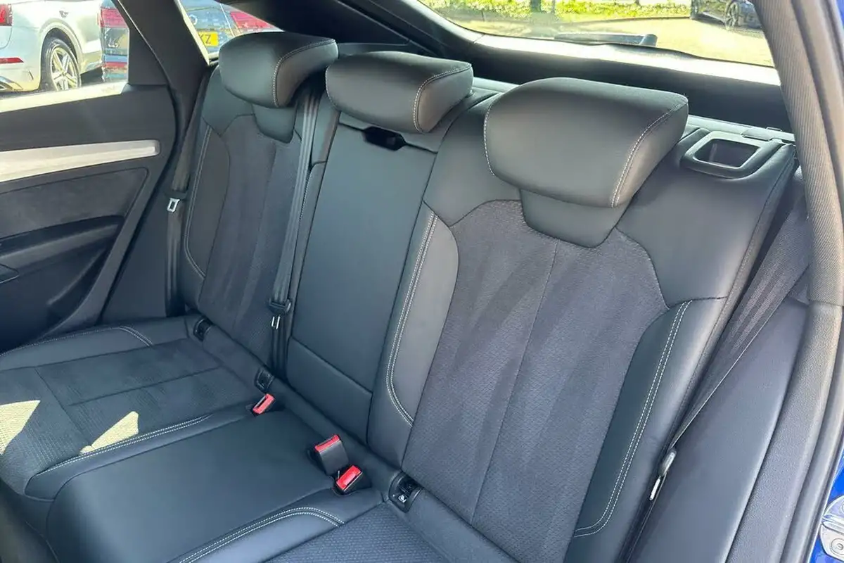 2022-audi-q5-20-45-tfsi-s-line-sportback-big-35