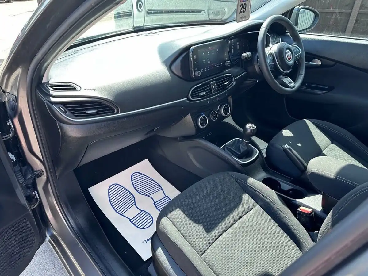 2021-fiat-tipo-10-life-hatchback-big-12