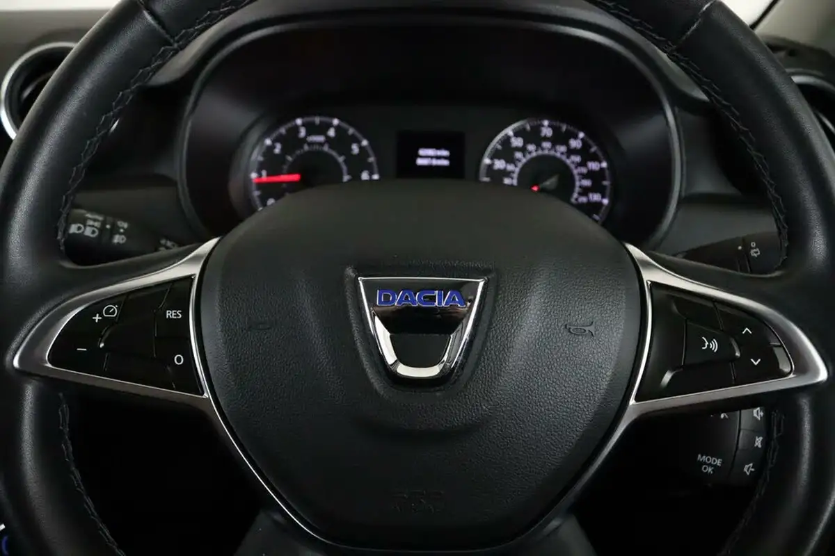 2020-dacia-duster-13-tce-comfort-ss-big-18