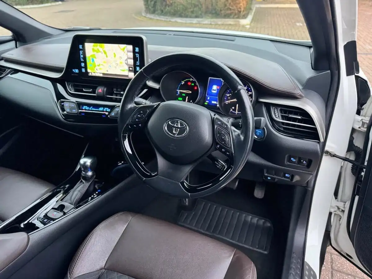 2017-toyota-c-hr-18-vvt-i-excel-big-45