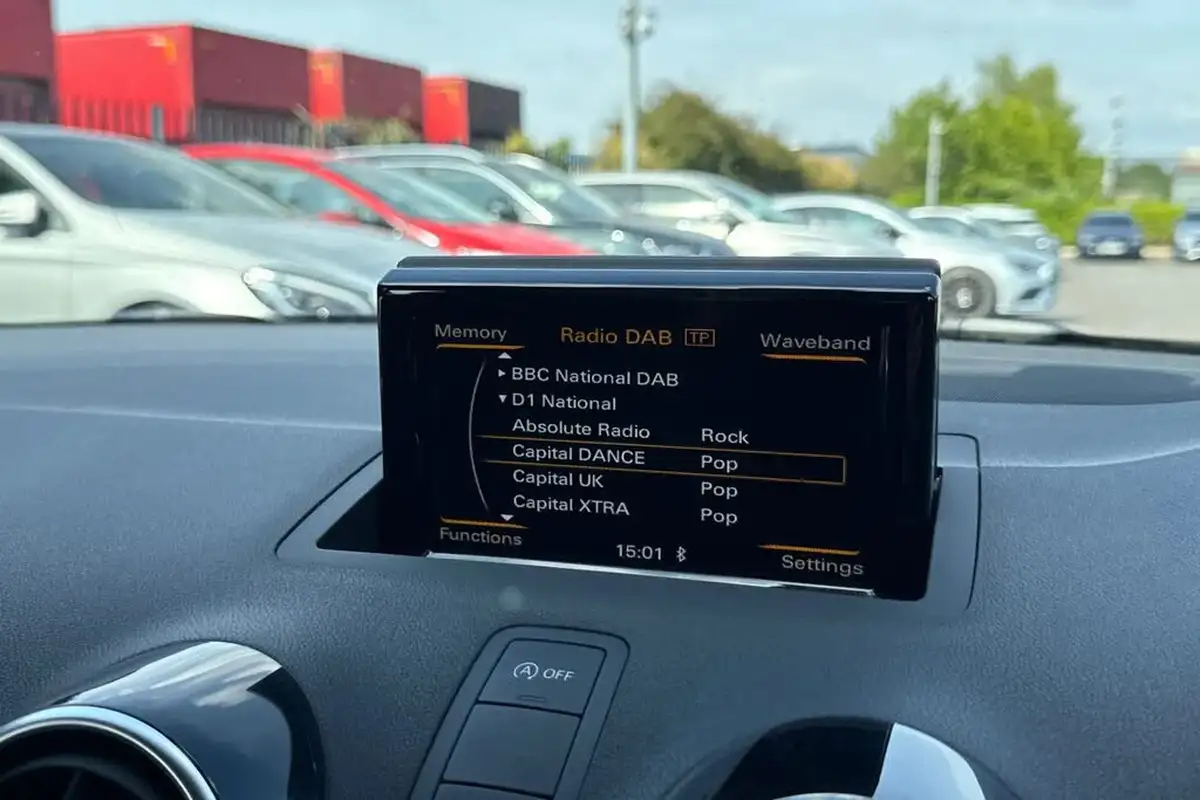 2018-audi-a1-14-tfsi-sport-nav-sportback-5d-big-44