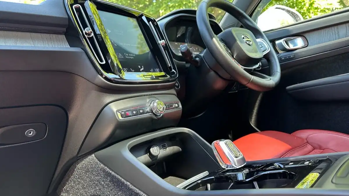 2020-volvo-xc40-20-b4-inscription-pro-big-43
