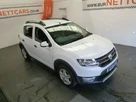 2015-dacia-sandero-stepway-09-laureate-small-11