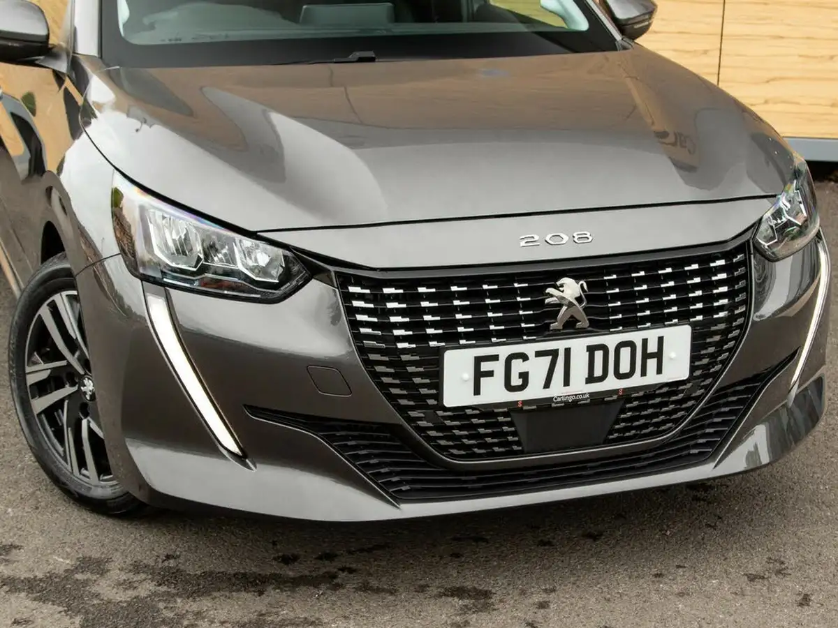 2021-peugeot-208-12-puretech-allure-premium-100bhp-big-9