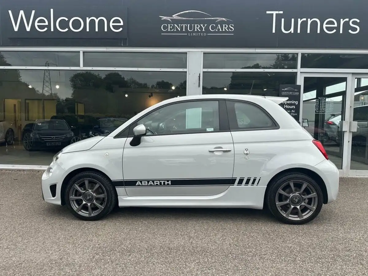 2019-abarth-595-14-tjet-big-7