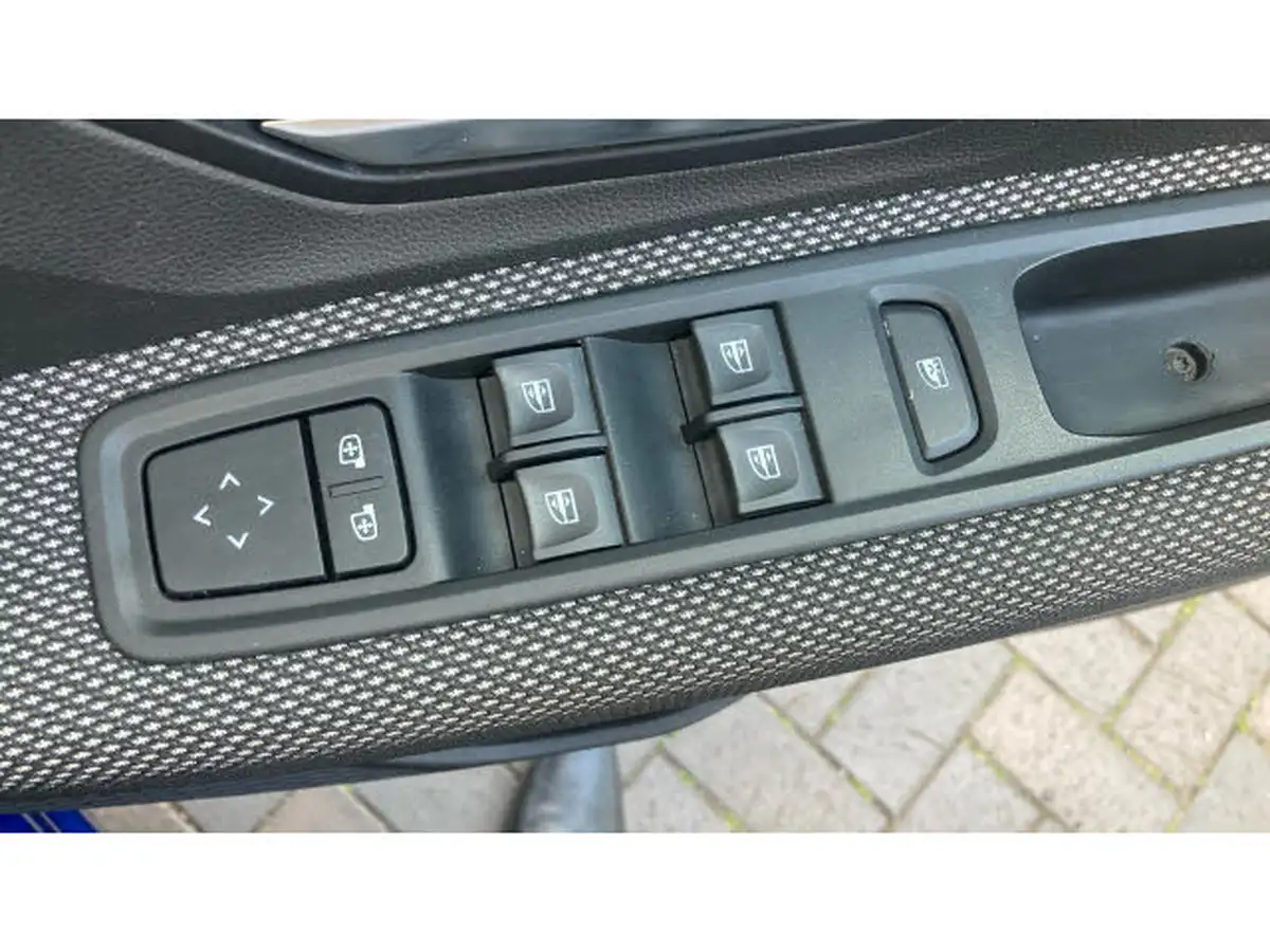 2021-dacia-sandero-10-tce-comfort-90bhp-big-26