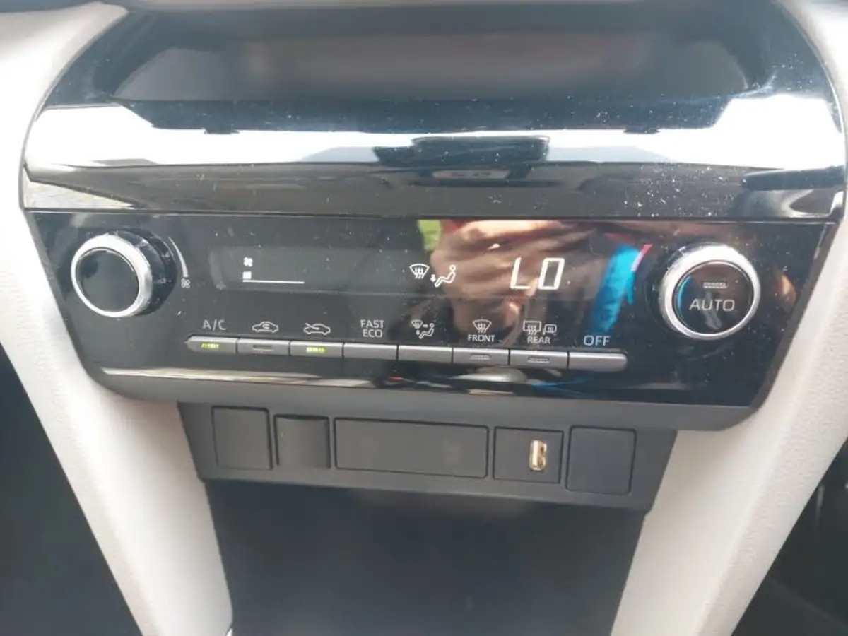 2022-toyota-yaris-cross-15-vvt-i-icon-big-11