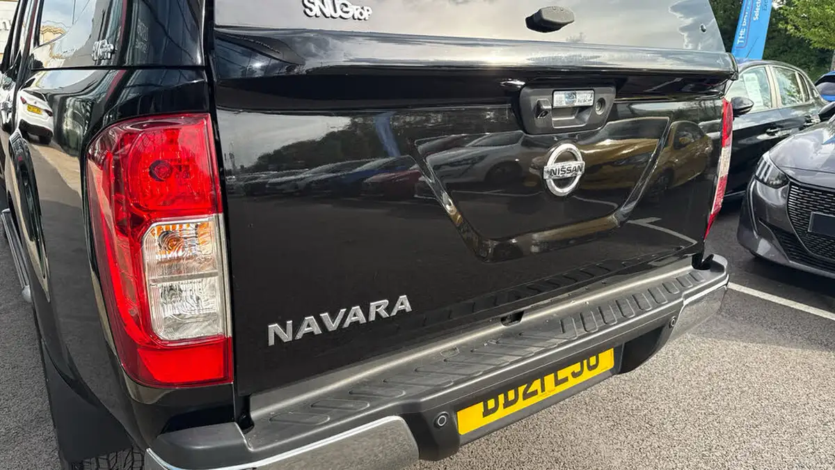 2021-nissan-navara-23dci-tt-tekna-8-navileather-big-44