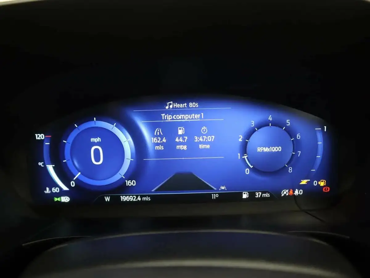 2023-ford-kuga-15t-titanium-edition-big-18