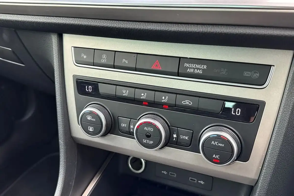 2022-seat-ateca-15-tsi-evo-xperience-dsg-big-55