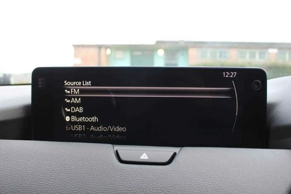 2024-mazda-cx-60-25-e-skyactiv-exclusive-line-big-32
